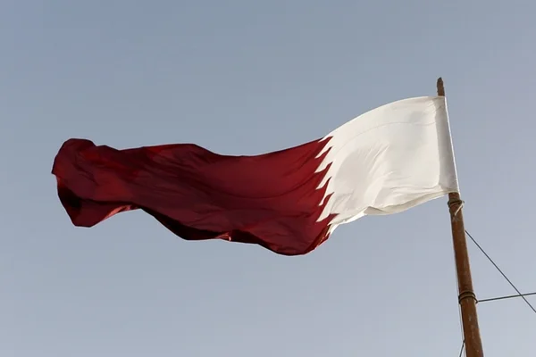Arábia Saudita e outros cinco países cortam relações com o Catar