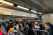 Estação Itaquera da Linha 3-Vermelha do Metrô na manhã desta terça Estação Itaquera da Linha 3-Vermelha do Metrô na manhã desta terça