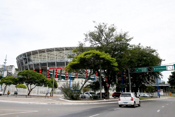 Brasileirão com público: Bahia anuncia volta da torcida ao estádio