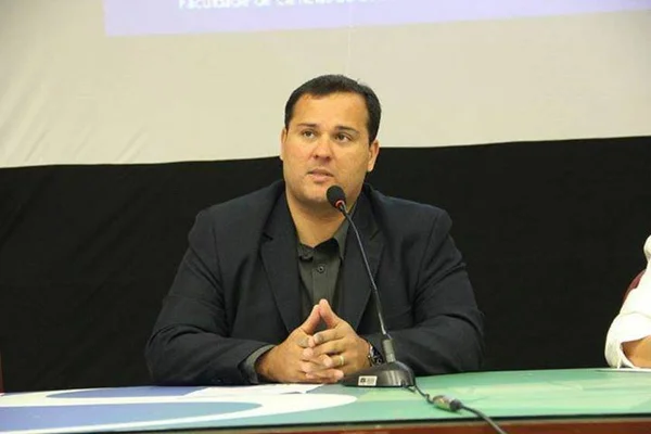 PSB-DF elege, por aclamação, Tiago Coelho como novo presidente