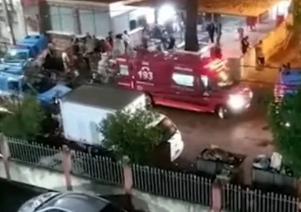 Estado grave: menino foi baleado nas costas em ataque a bar no Rio