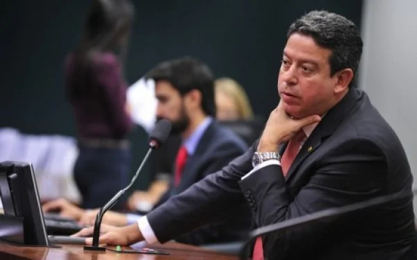 Arthur Lira: “Governo faz como quer e a gente vota como acha certo”