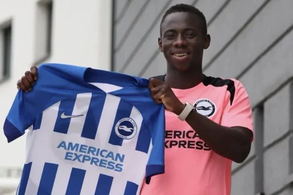 Jovem se torna o jogador africano sub-20 mais caro da história. Veja