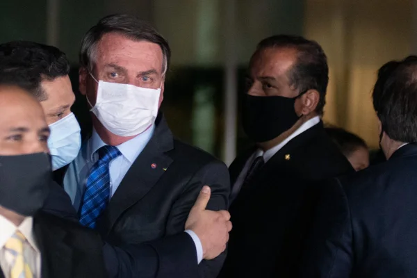 Presidente e autoridades brasil fazem coletiva no alvorada para falar de economia do Brasil