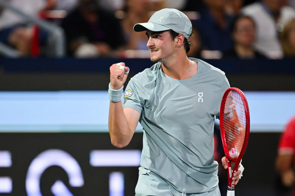João Fonseca elimina Casper Ruud e vai às oitavas de final em Montreal - imagem 2 João Fonseca elimina Casper Ruud e vai às oitavas de final em Montreal - imagem 2