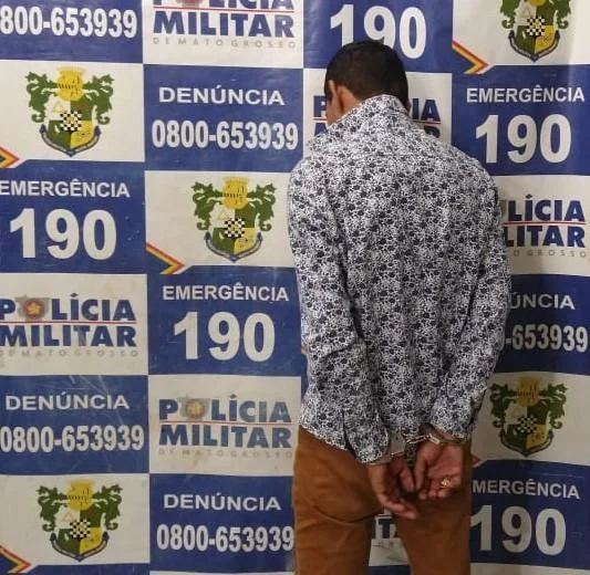 Marido é preso acusado de agredir mulher com tijolada e mordidas