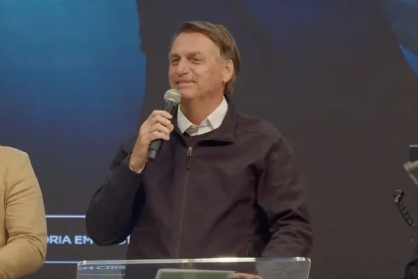 Em aniversário de Malafaia, Bolsonaro o chama de “meu conselheiro”