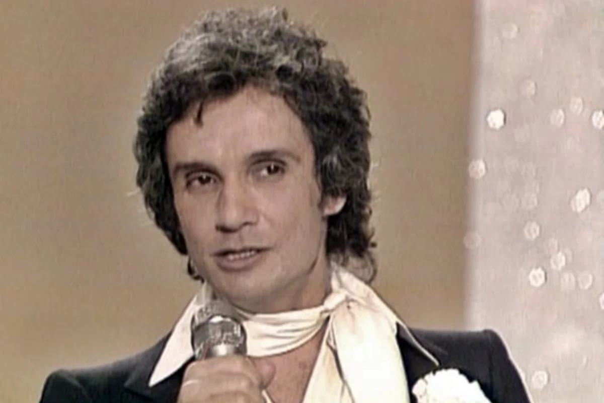 A partir de 1973, Roberto Carlos assumiu uma fase mais madura e romântica A partir de 1973, Roberto Carlos assumiu uma fase mais madura e romântica