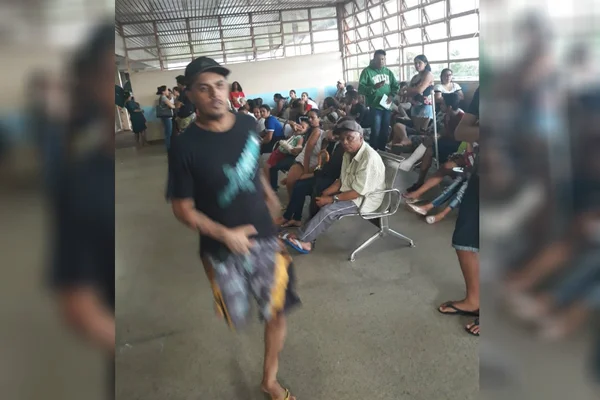 DF: homem invade hospital, atira e acerta mulher com bebê e servidora