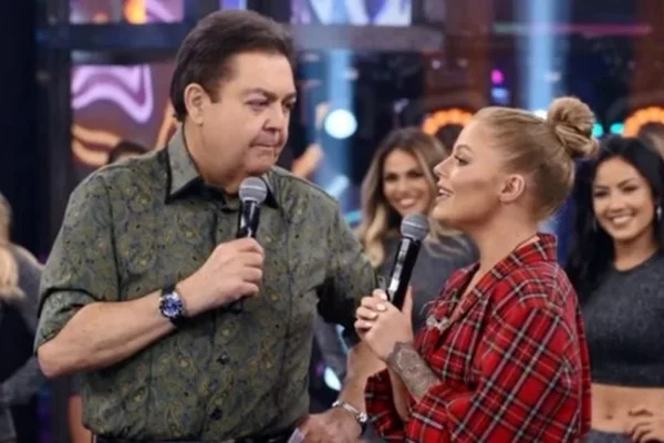 No Domingão, Faustão chama Luísa Sonza de Luísa Sonsa e web reage