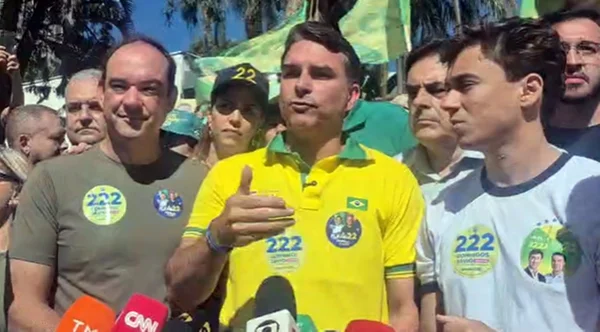 Flávio Bolsonaro em Minas