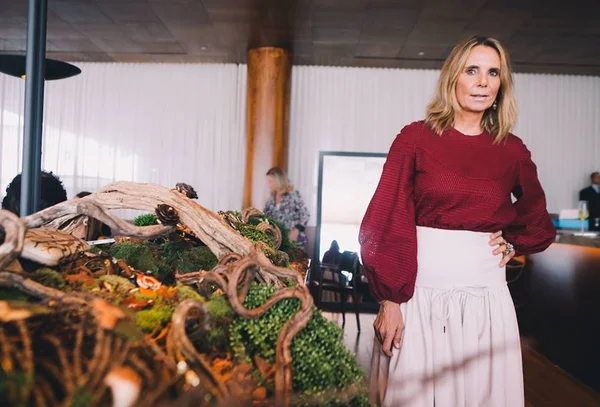 Silvia Furmanovich lança coleção de jóias em almoço private