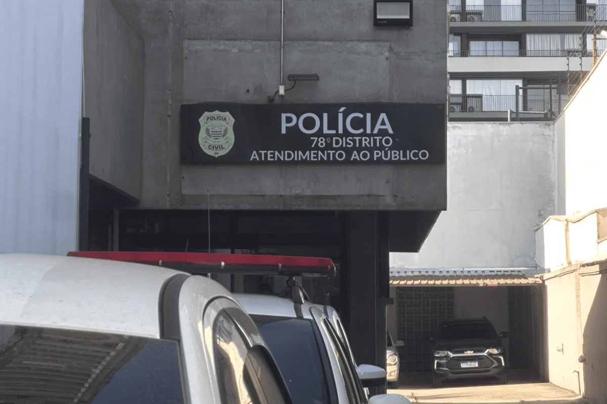 Ladrão de celular é reconhecido pelo tênis e acaba preso nos Jardins Ladrão de celular é reconhecido pelo tênis e acaba preso nos Jardins