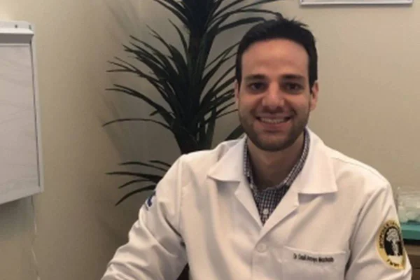 Cauê, médico que levou tiro na Academia de Polícia - Metrópoles