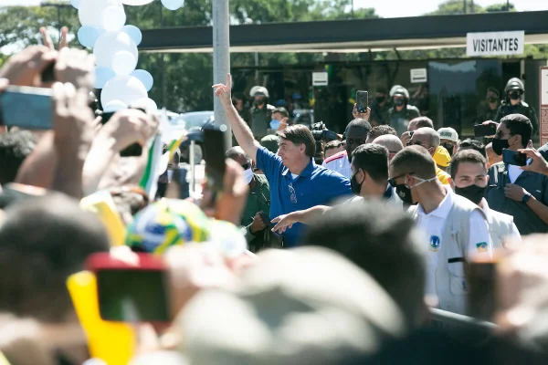 Convidado para reunião com Lula, PSDB estará no ato de Bolsonaro em SP