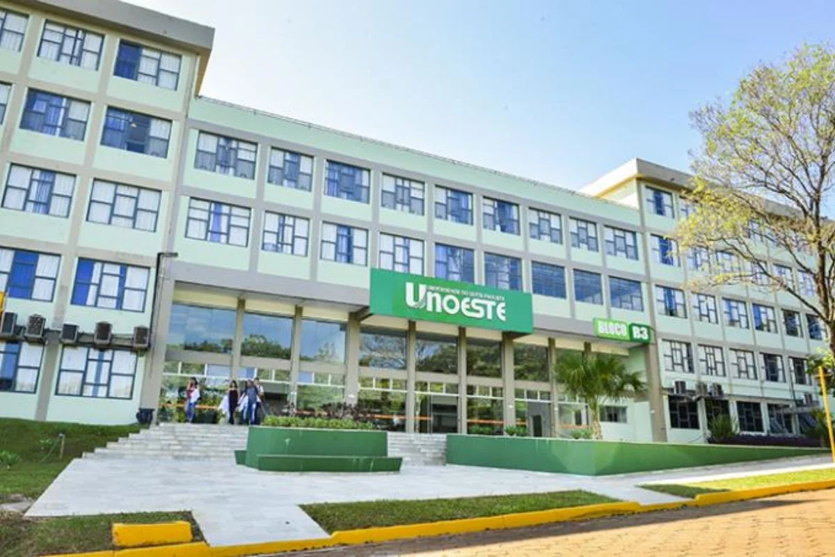 Unoeste suspende e expulsa alunos envolvidos em caso de "ranking sexual"