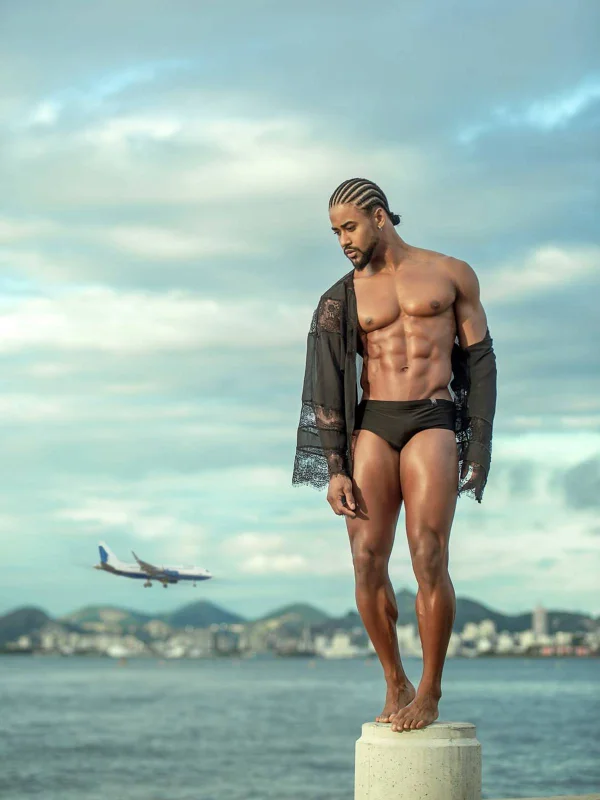 Quem é Tárcis Rocha, dançarino que fez performance sexual com Anitta - destaque galeria