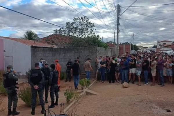 Pai, mãe e filha são encontrados mortos dentro de casa em Pernambuco