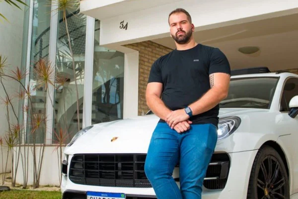 iFraud: influencer é suspeito de golpes em importação de smartphones