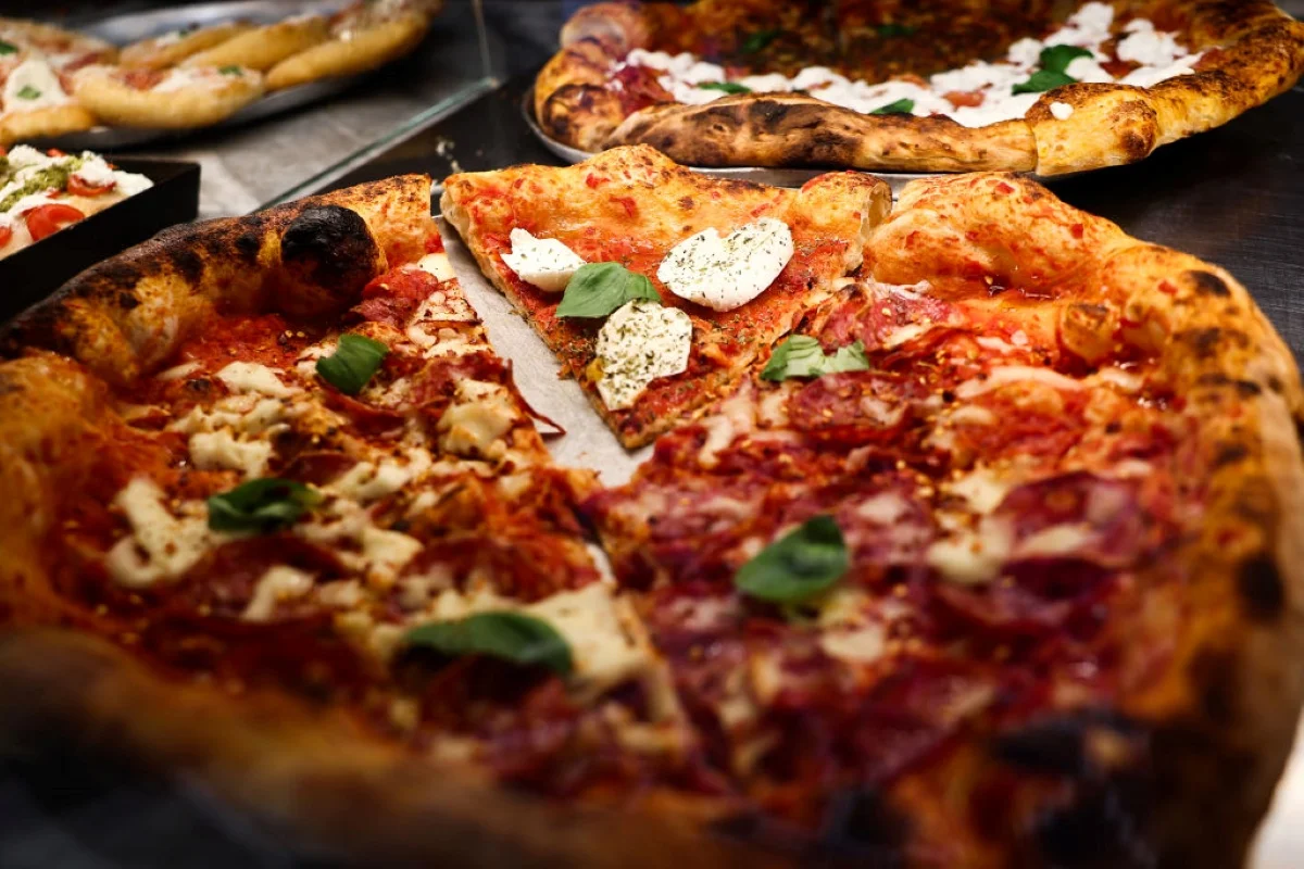 “Índice de Pizza do Pentágono”: pedidos disparam e geram alerta. Entenda