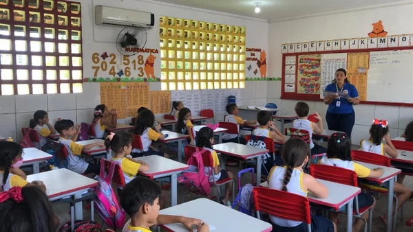Escola Segura: operação pede exclusão de 270 contas do Twitter e prende um suspeito