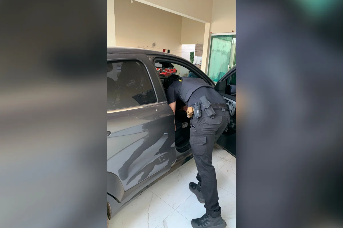PF investiga funcionário dos Correios por desvio de cartões de mortos - imagem 3 PF investiga funcionário dos Correios por desvio de cartões de mortos - imagem 3