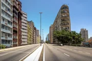 Elevado João Goulart, o Minhocão, em São Paulo