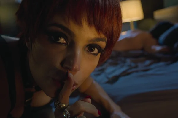 Emanuelle Araújo em Olhar Indiscreto, da Netflix