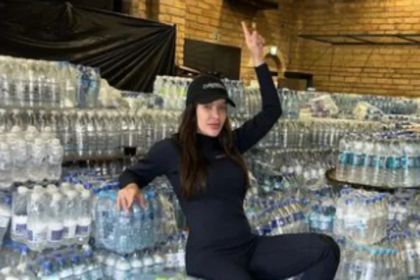 Jaquelline Grohalski ajuda as vítimas do Rio Grande do Sul