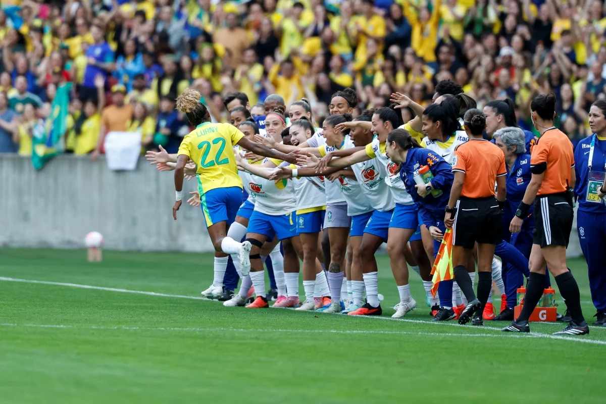 O Brasil venceu a Argentina em amistoso no Beira-Rio O Brasil venceu a Argentina em amistoso no Beira-Rio
