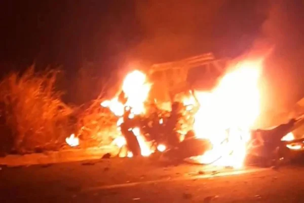 Padrasto e enteada morrem após grave acidente em estrada de Minas