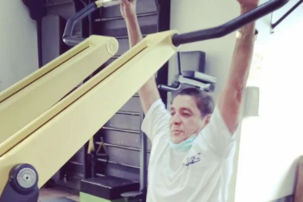 Zeca Pagodinho vira “Zeca Malhadinho” para retomar shows. Veja fotos!