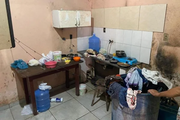 Mãe e filha com problemas mentais são resgatadas de cárcere privado no AM