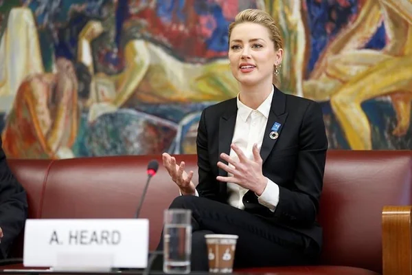 Amber Heard, em foto para o Instagram