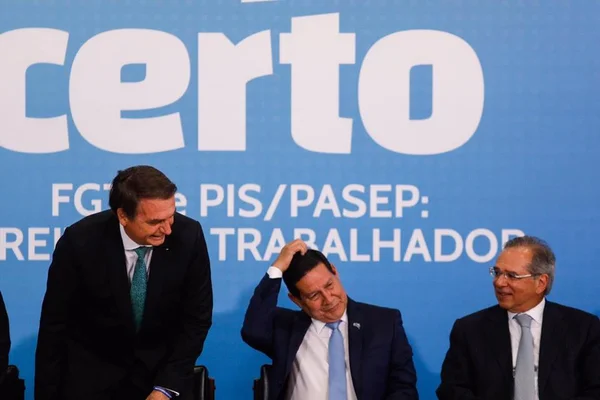 Trabalhador com mais de R$ 20 mil poderá sacar 5% ao ano do FGTS