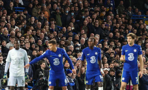 Chelsea pretende jogar a Copa da Inglaterra sem torcida