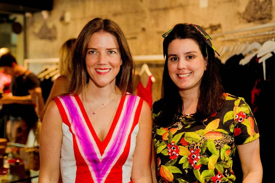 Juliana Afonso Ferreira e Priscila Bordon Juliana Afonso Ferreira e Priscila Bordon