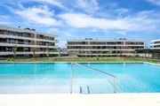 Em Madri, Lulinha mora em condomínio de luxo com piscinas, spa e sauna - imagem 4 Em Madri, Lulinha mora em condomínio de luxo com piscinas, spa e sauna - imagem 4