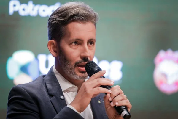 Leandro Grass - Metrópoles
