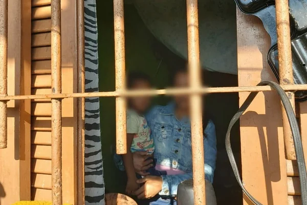 Mulher e criança são resgatadas de cárcere privado no litoral de SP