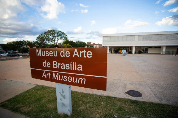 Fachada do Museu de Arte de Brasília