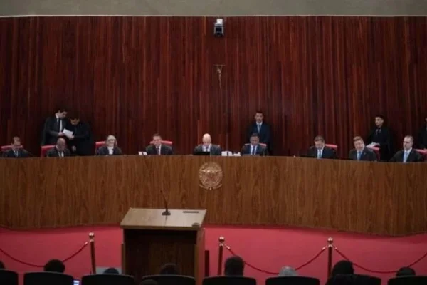 TSE plenário