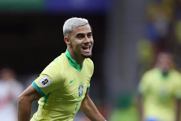 Foto colorida de Andreas Pereira, em jogo pela Seleção Brasileira - Metrópoles