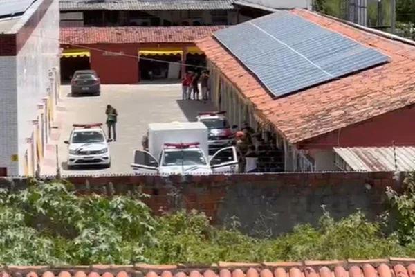 Incêndio criminoso em pousada - Metrópoles