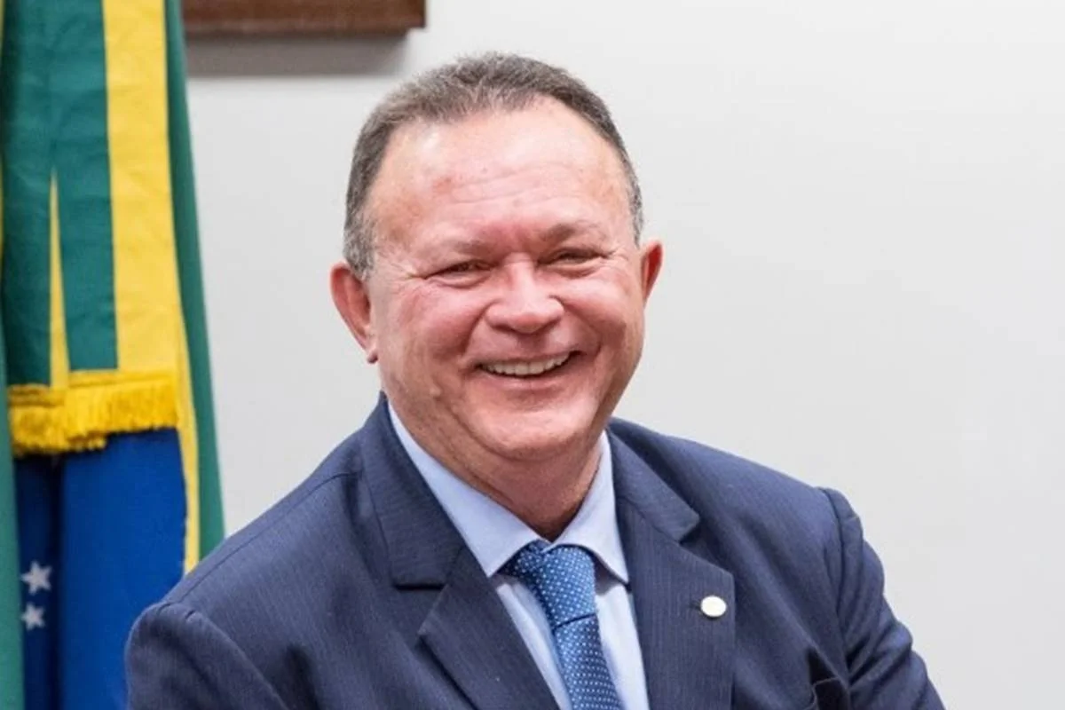 PF apura relato de que dinheiro de agiota era levado a Carlos Brandão