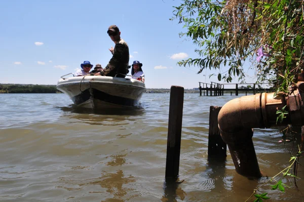 Ministério Público investiga captação de água irregular do Lago Paranoá