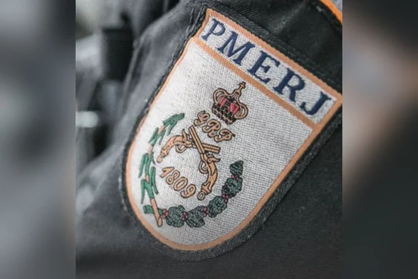PM prende três policiais suspeitos de execução de dois homens no morro do Andaraí