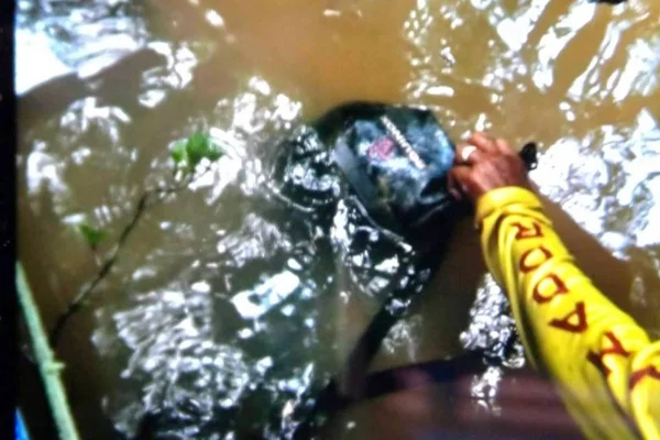 Mochila semelhante encontrada no local onde jornalista e indigenista desapareceram no Amazonas - Metrópoles