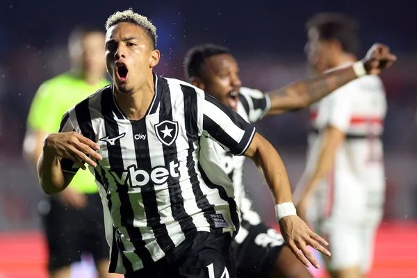 Foto colorida de Botafogo x São Paulo - Metrópoles