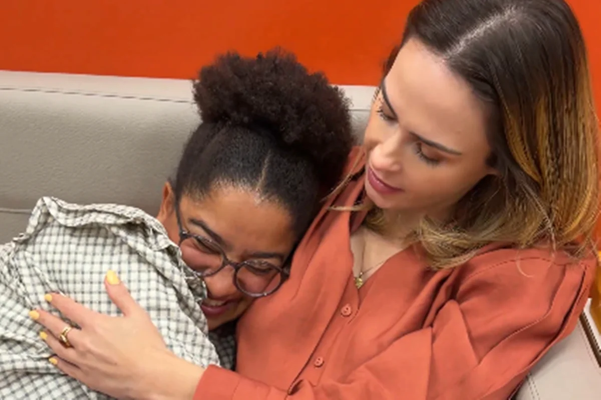 Tia Milena confirma fim da amizade com Ana Paula Renault. Saiba o motivo